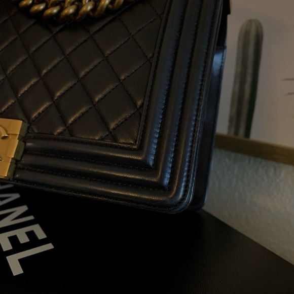 Chanel Boy Boy Flap Old Medium - Picture 8 of 8